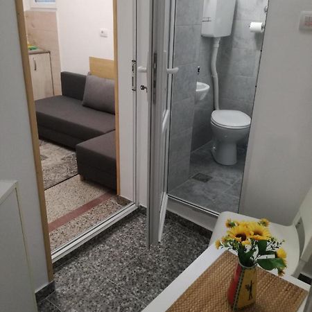 Mini Studio - One Traveler Apartment Belgrade Exterior photo